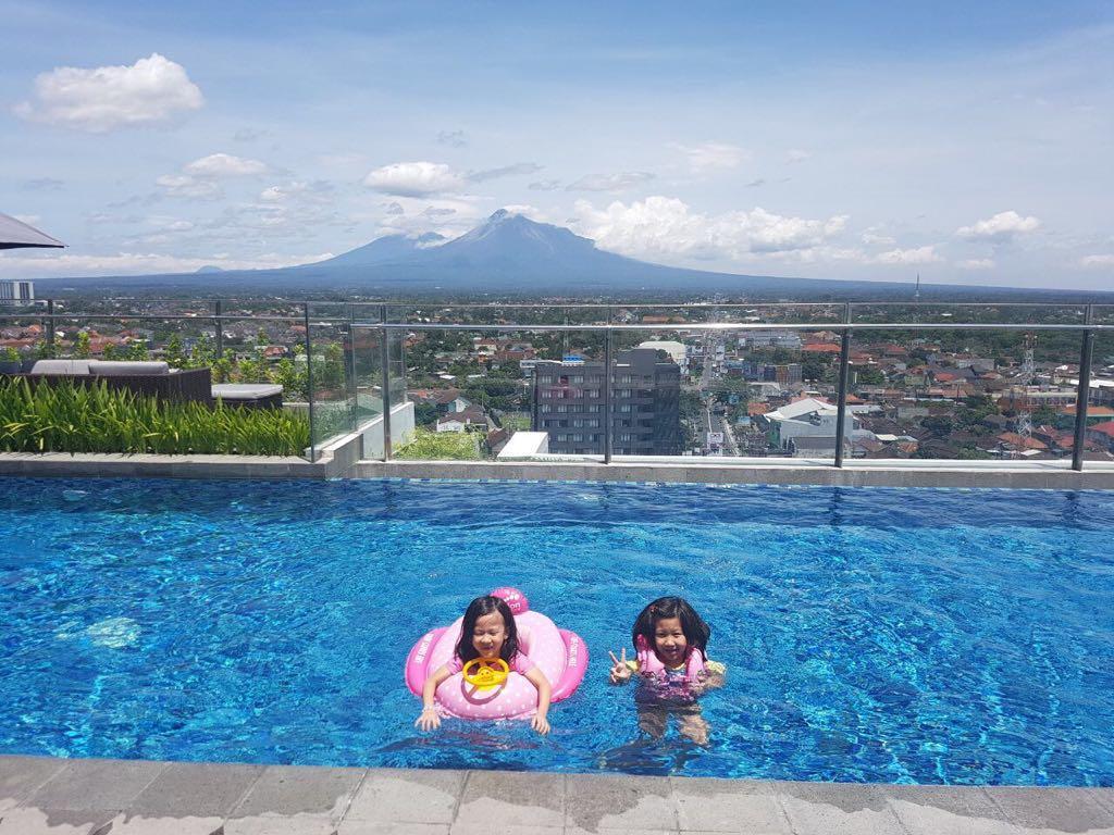 Apartemen Uttara The Icon ยอกยาการ์ตา ภายนอก รูปภาพ