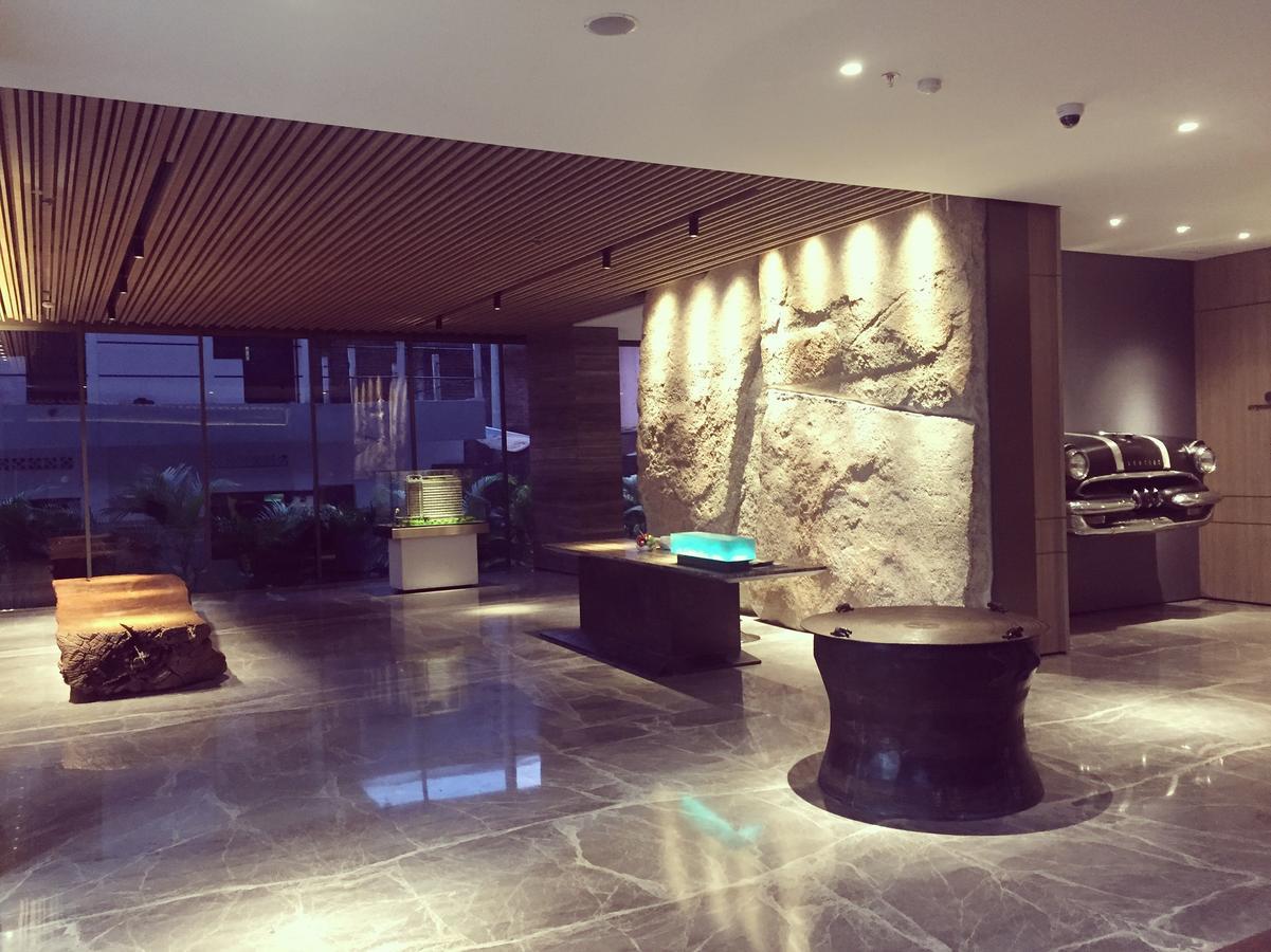 Apartemen Uttara The Icon ยอกยาการ์ตา ภายนอก รูปภาพ